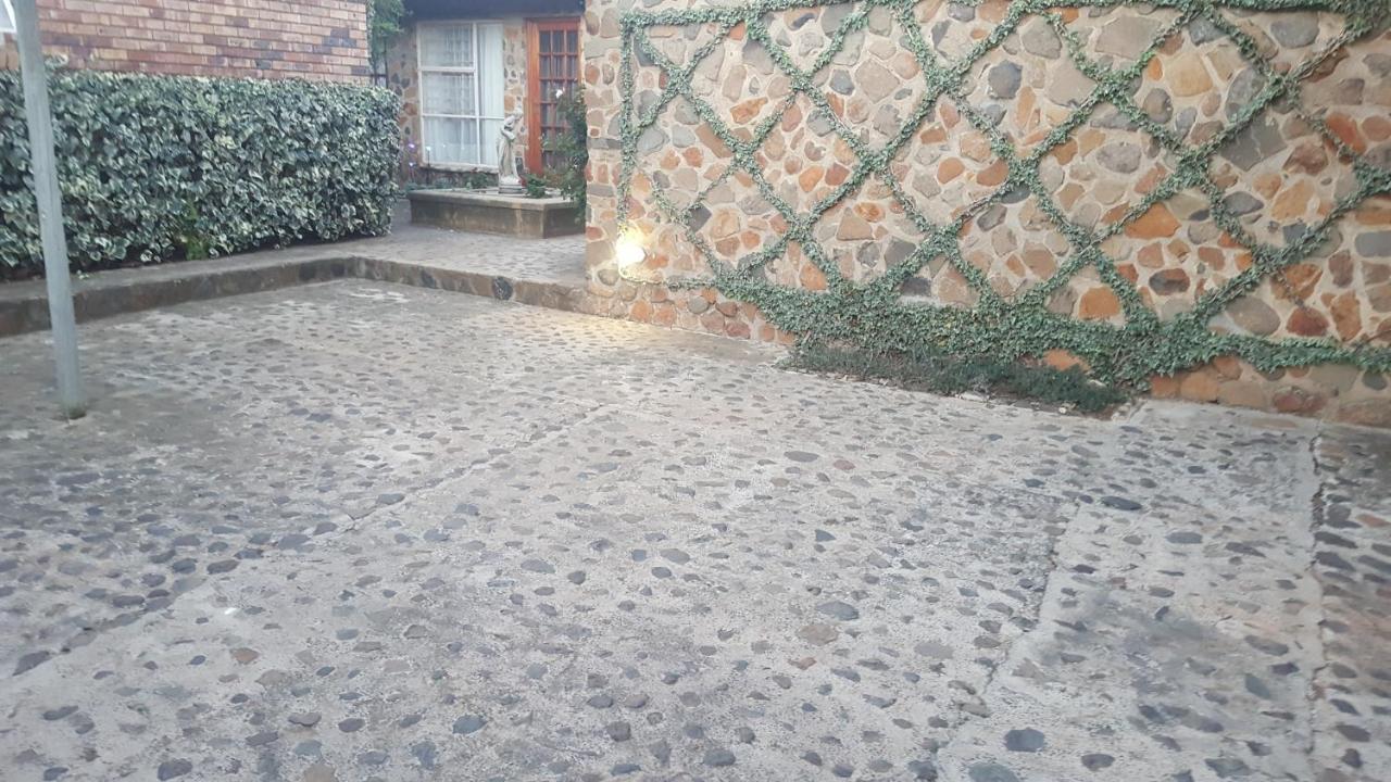 Gemsbok Cottage Bethlehem Extérieur photo